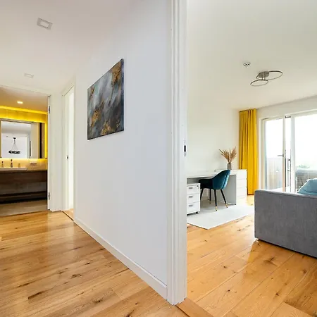 Dream - Old Town Panorama View 2br W Balcony *