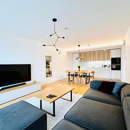 Dream - Old Town Panorama View 2br W Balcony Apartment Tallinn